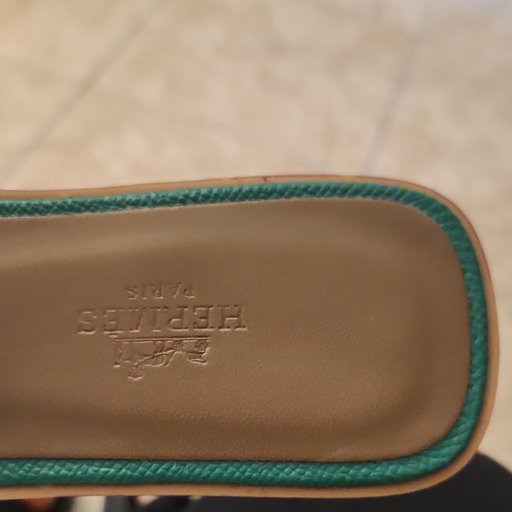 Hermes Emerald Green Women's Sandals - Picture 11 of 11